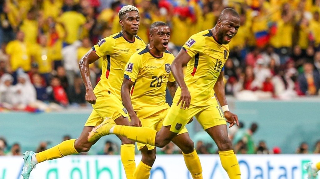 Mundial 2022, día 1: Morgan Freeman y el Ecuador de los&nbsp;records